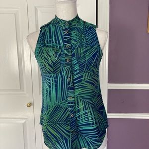 Womens Banana Republic Silk Sleeveless Blouse. Blue and green. Size XXSPetite